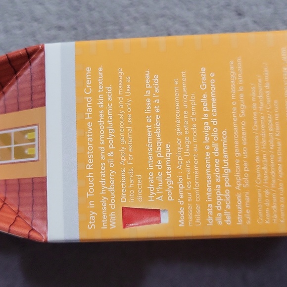 NIB Ole Henriksen Stay In Touch Restorative Hand Creme (Hygge Hotel) - Picture 6 of 11